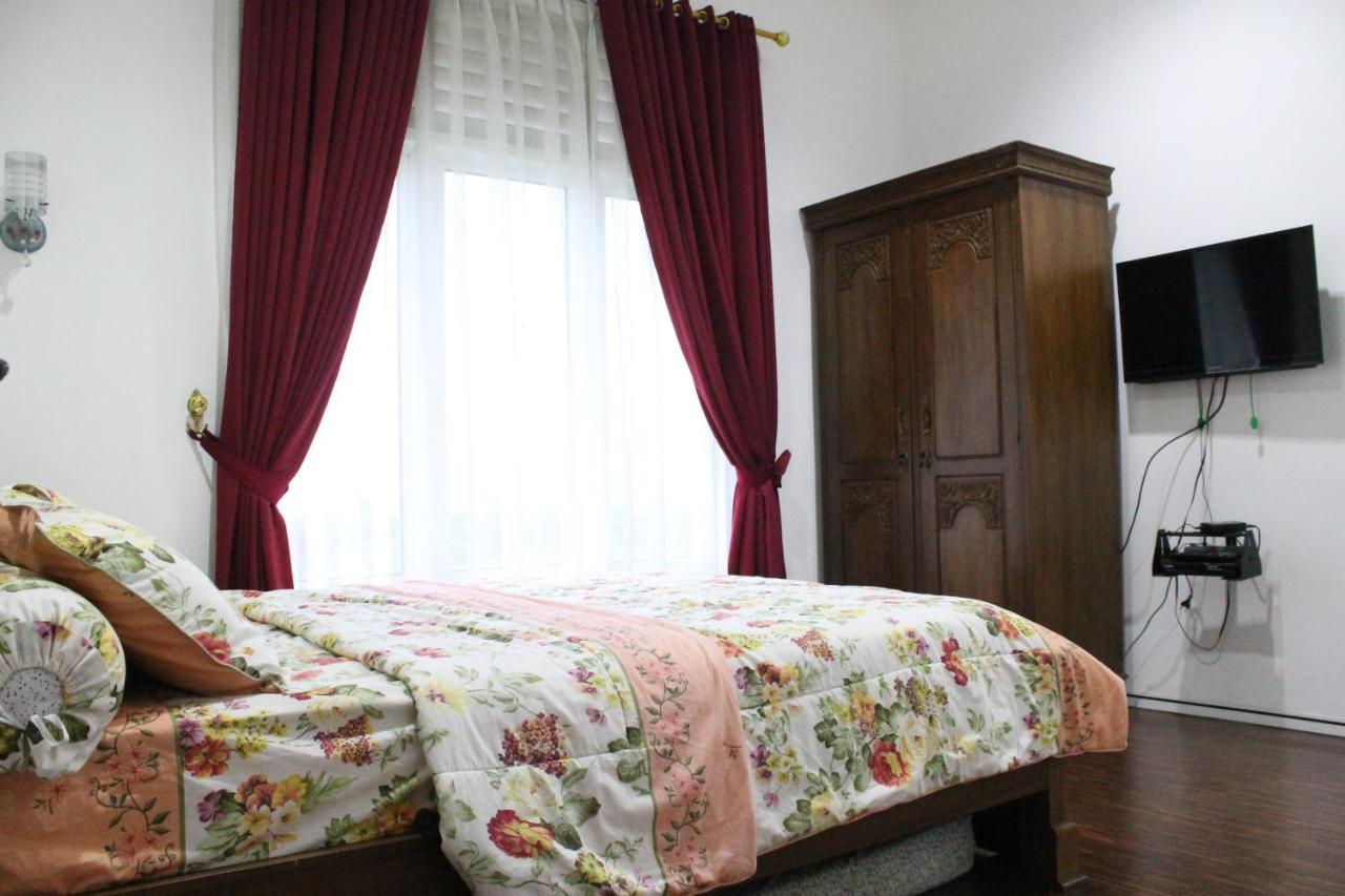 Villa Bukit Berkat ボゴール エクステリア 写真